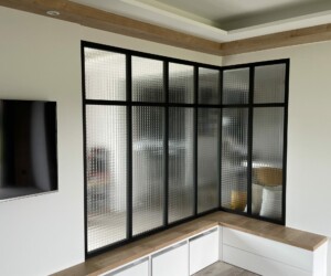 Aménagement intérieur avec verrière et rangement mur séparation intérieur verrière aménagement