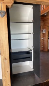 Meuble sous escalier sur mesure rangement meuble sous escalier