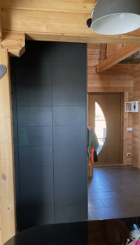 Meuble fermé meuble sous escalier